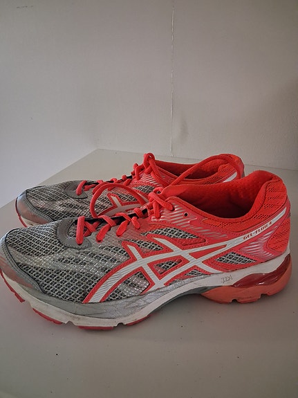 Asics Gel juoksukengät 39