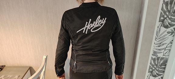 Harley-Davidson naisten ulkotakki M musta