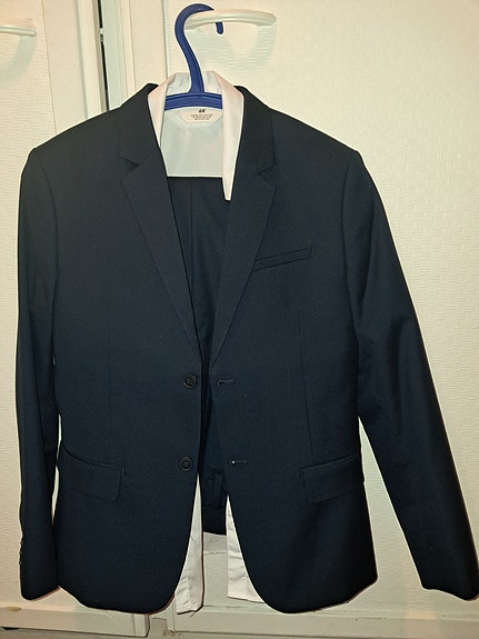 H&M puku koko 152, tummansininen