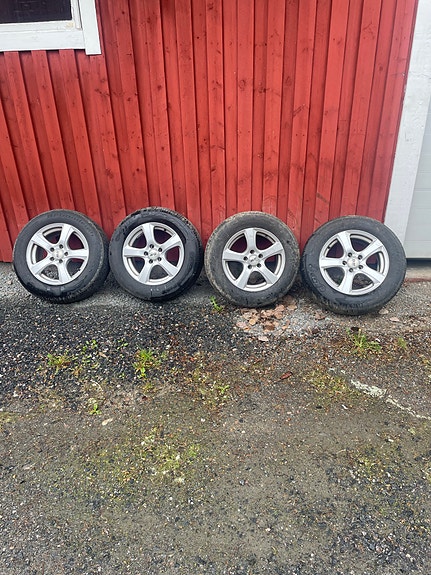 BM 5x112 alumiinivanteet renkailla