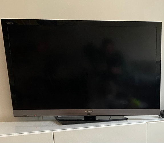 Sony Bravia 40” televisio