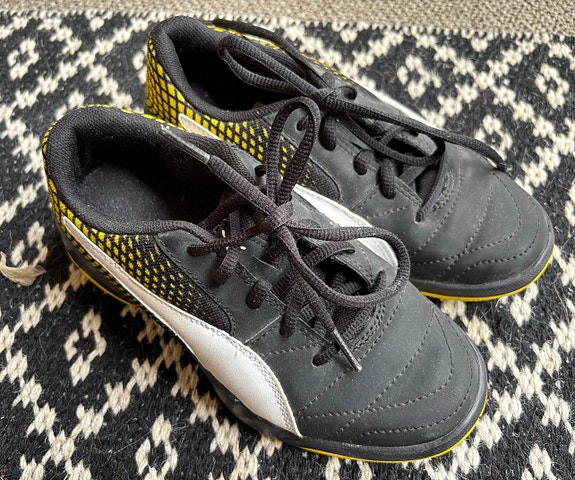 Puma sisäpelikengät 32