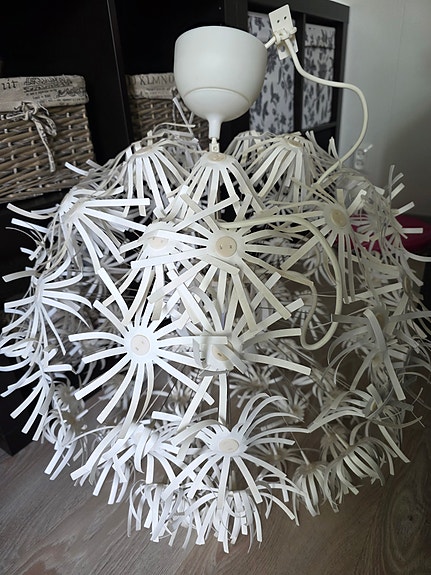 IKEA Maskros kattovalaisin valkoinen