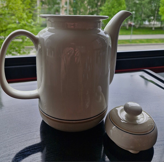 Arabia, Arctica Seita kahvikannu 21 cm korkea