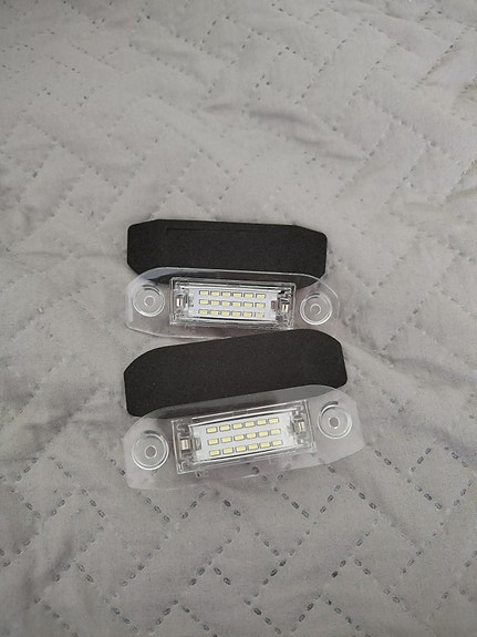 Volvo led rekisterikilven valot