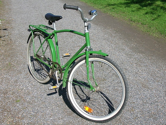 Klassinen poikien polkupyörä 24"