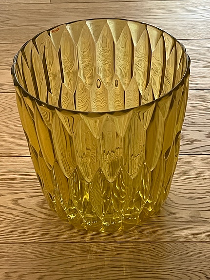 Kartell keltainen koristekulho / maljakko