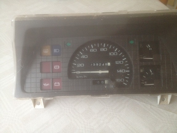 Nissan Micra 86