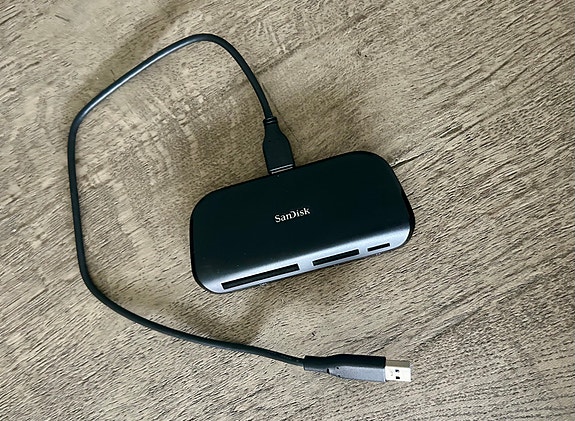 SanDisk ImageMate PRO Reader kortinlukija