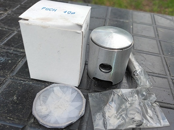 Product image 1 of 2