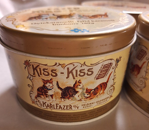 2x Fazer Kiss-Kiss pieni peltinen purkki