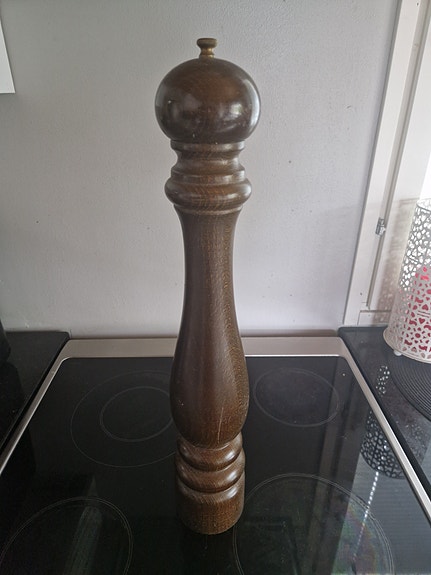 Peugeot pippurimylly 50cm