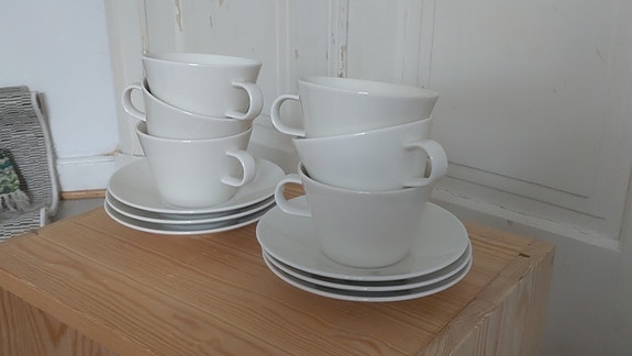 2x6 Iittala "KoKo" kahvikupit ja kahvilautaset
