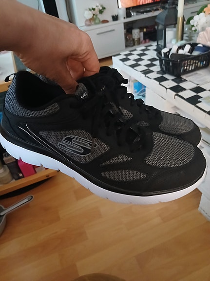 Skechers juoksukengät koko 41 musta/harmaa