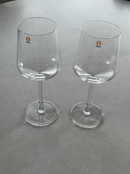 Iittala punaviinilasit 2 kpl