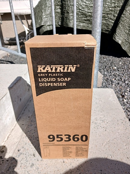 Saippua-annostelija Katrin