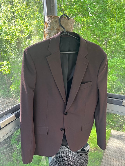 Dressman ruskea puku