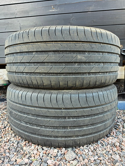 265/45/20 kesärenkaat Nokian Hakka Black 3 SUV