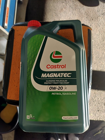 Castrol moottoriöly 0w/20