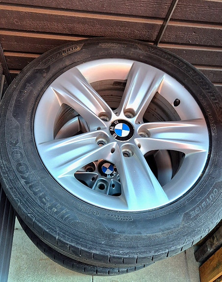 BMW OEM aluvanteet 16"