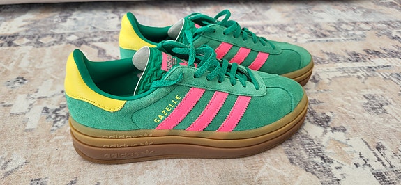Adidas GAZELLE BOLD  naisten kengät