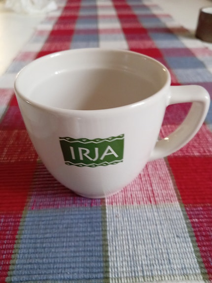 Arabia Irja muki valkoinen