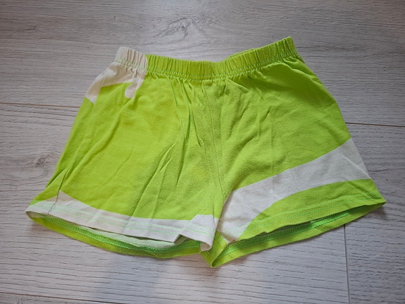 Marimekko shortsit 100