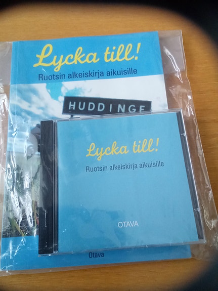 Lycka till! Ruotsin alkeiskirja aikuisille + CD
