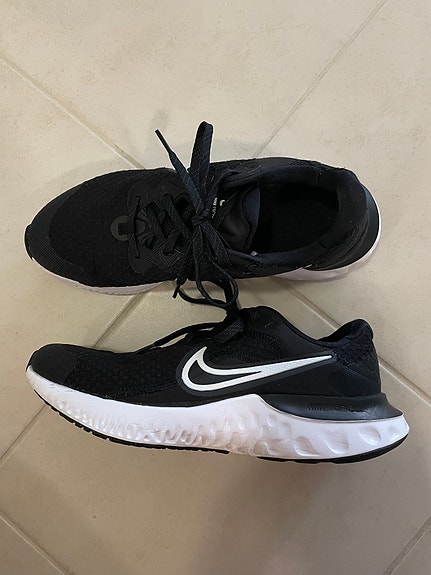 Nike juoksukengät