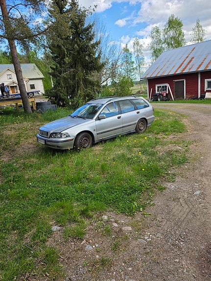 Volvo v40 osina