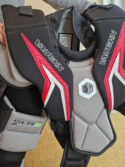 Vaughn ventus SLR3 rintapanssari jr L