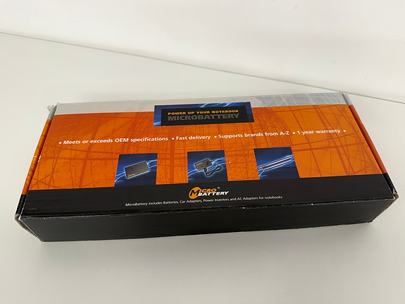 Käyttämätön kannettavan MicroBattery AC-adapteri 90W