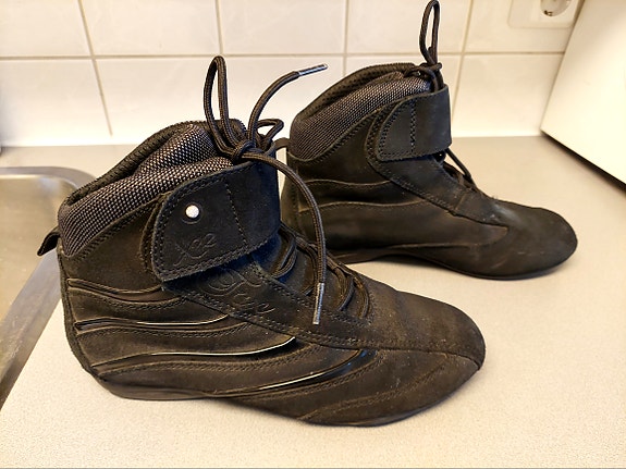 Naisten ajokengät 37