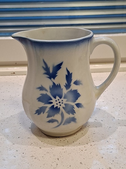 Arabia Aster maitokannu, 16 cm