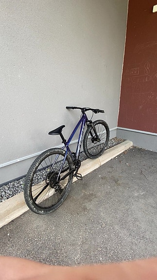 Trek maastopyörä