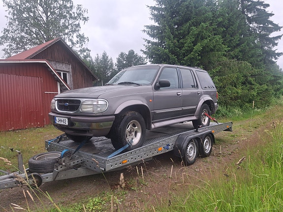 Ford explorer osina