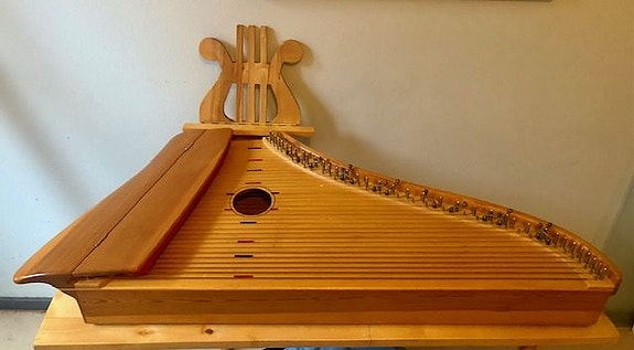 Kotikantele, Koistinen