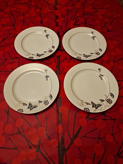 4 x Apilanlehti Pilgrim matalat lautaset