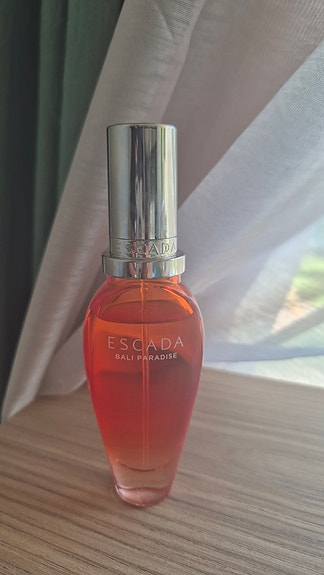 Escada Bali paradise hajuvesi