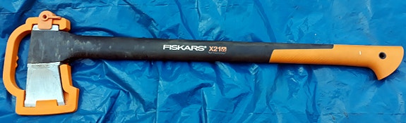 Fiskars työkalut välineet puutarhaan mökille