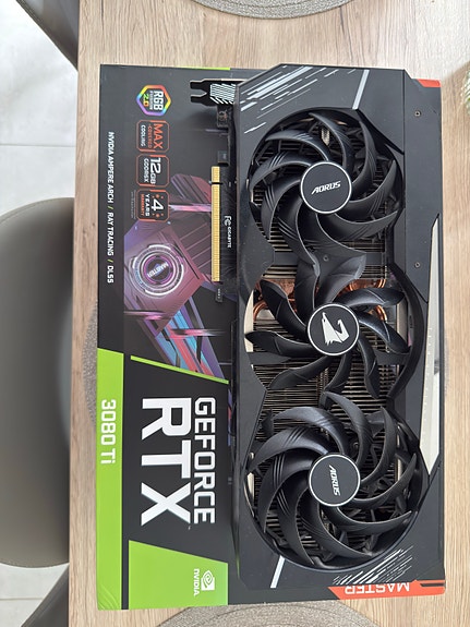 AORUS GeForce RTX™ 3080Ti MASTER 12G | Tori