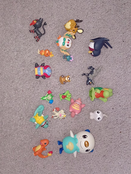 Pokemon figuureja
