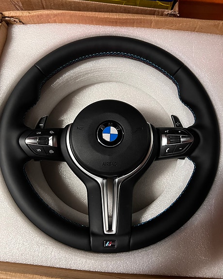 BMW F-sarjan M sport ohjauspyörä (sopii useampiin malleihin)