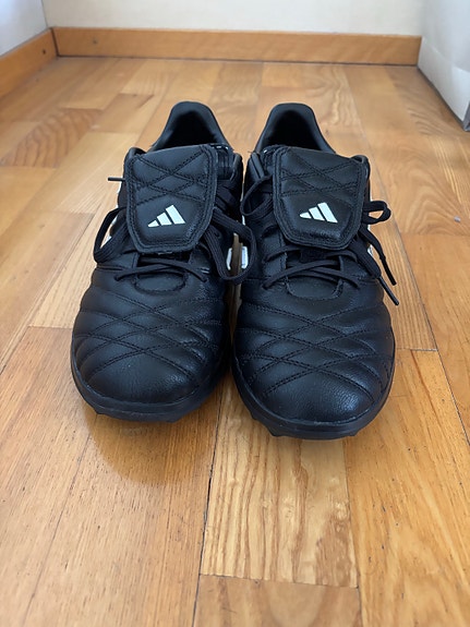 Adidas Gloro turf jalkapallokengät koko 40