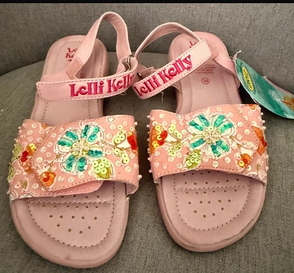 Lelli Kelly