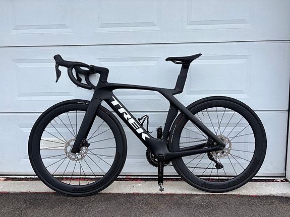Trek Madone SL6 DI2  54 cm 28"/700c unisex musta
