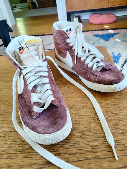 Nike korkeavartiset tennarit koko 38,5 burgundi, vintage malli