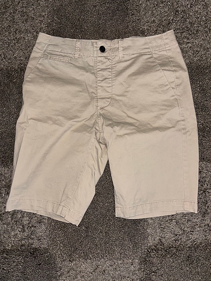 Chino shortsit