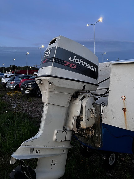 Johnson 70 hv,  avovene ja traileri