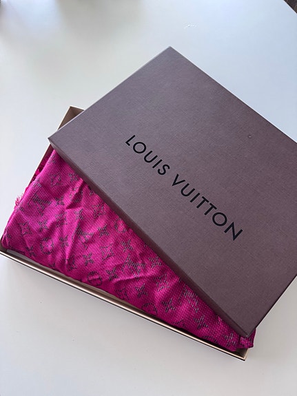 Louis Vuitton Monogram Shawl / huivi – käyttämätön + laatikko